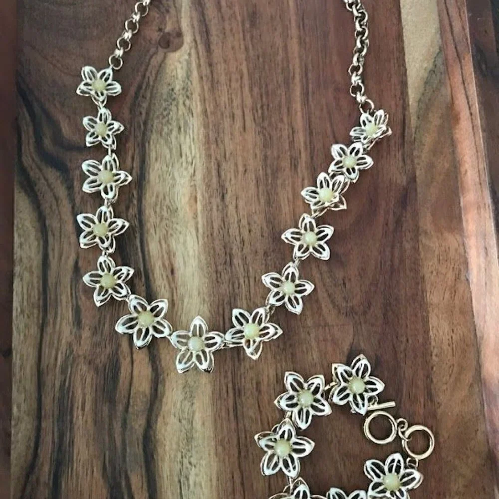 Coldwater Creek Cream Enamel Flower Necklace and Bracelet Set